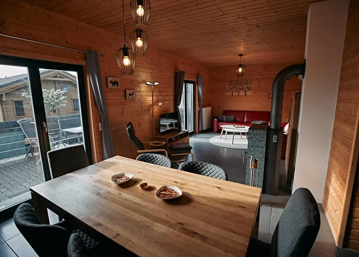 Nina Am Riedener Waldsee